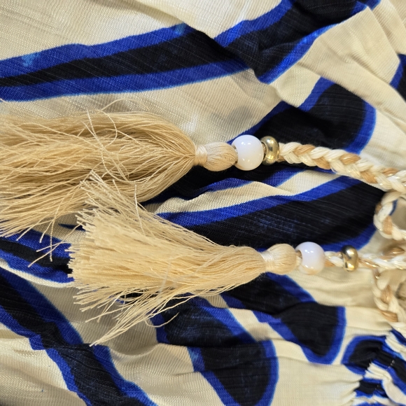 Cupshe Navy and Cream Patterned Maxi Dress - Picture 6 of 16